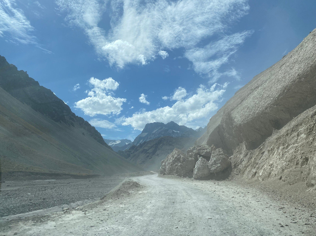 Termas Valle de Colina-圣若泽迈坡必去景点