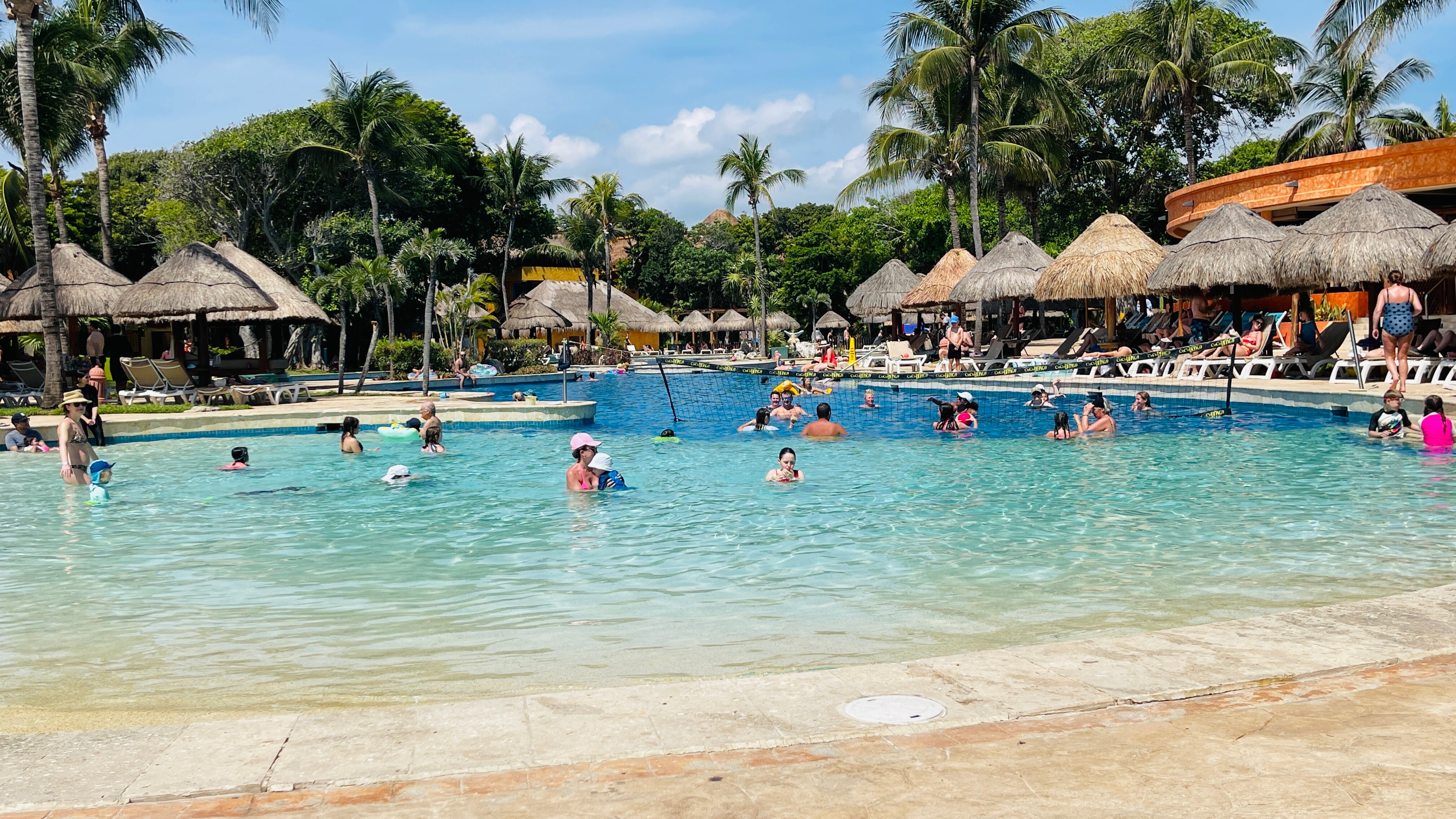 Iberostar Waves Tucán-泳池