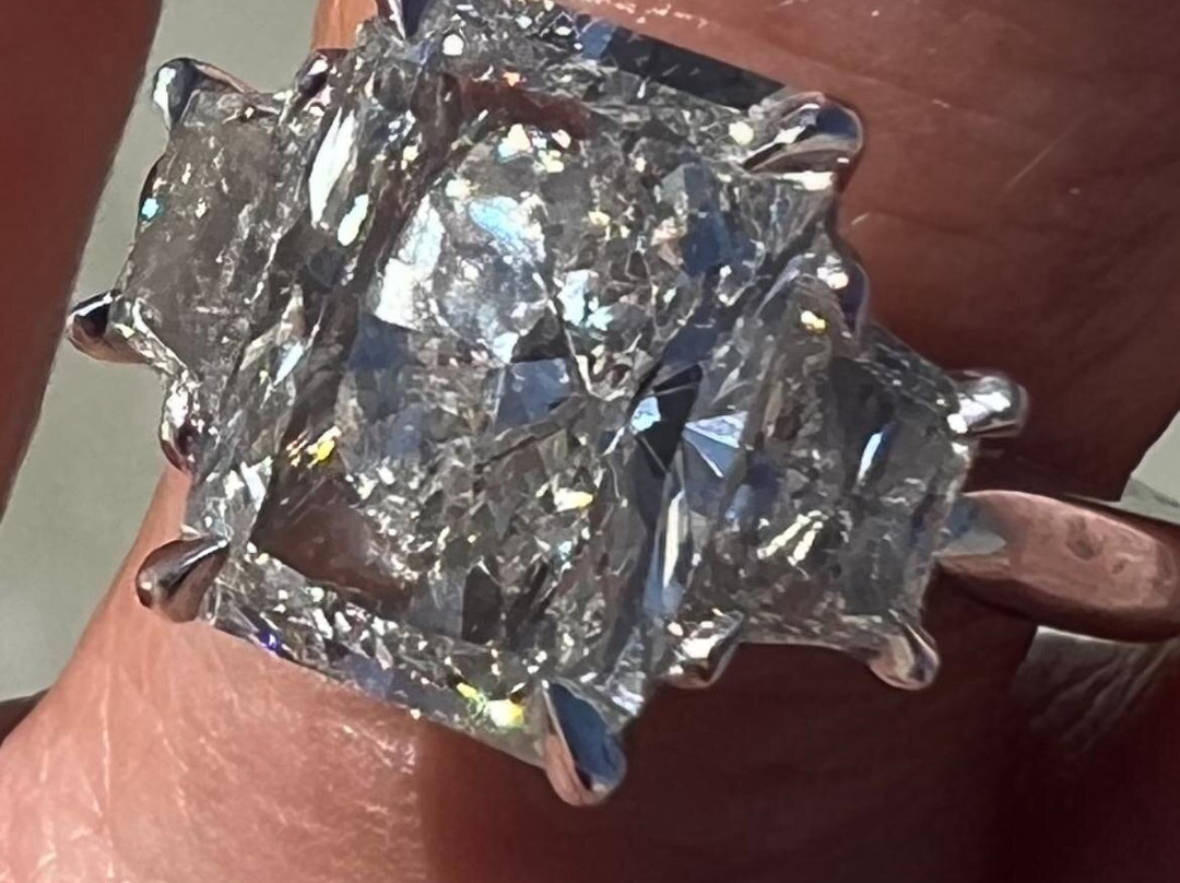 Imperial Dynasty Jewelers-夏洛特阿马利亚必去景点