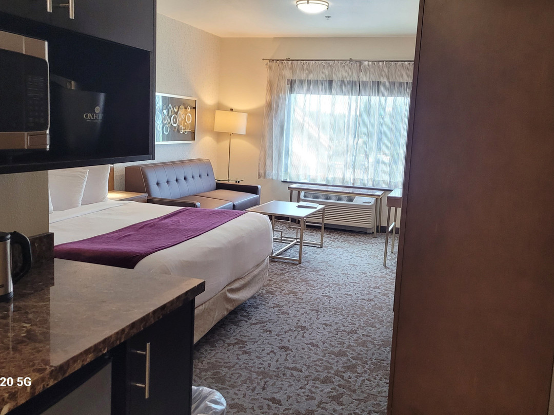 Oxford Suites Sonoma County - Rohnert Park主图