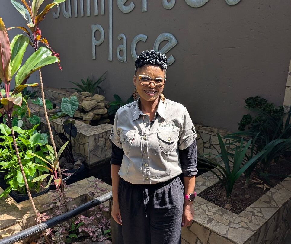 Summerset Place Country House主图