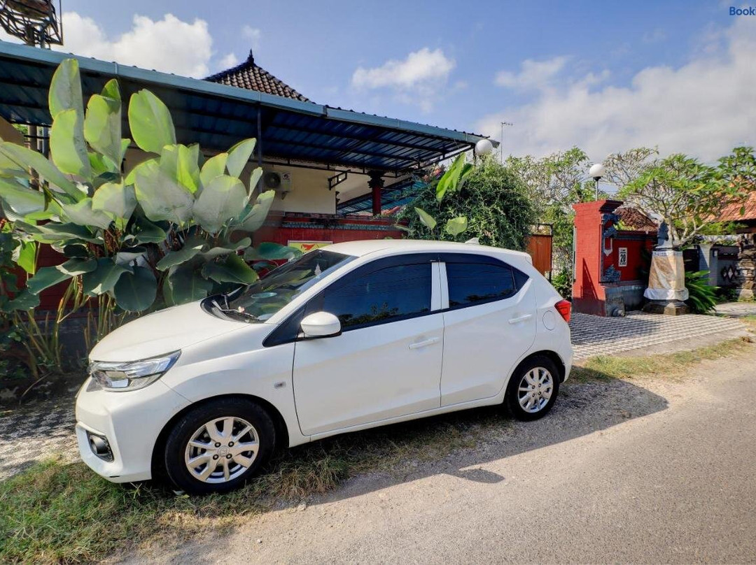OYO Life 92838 Kost Ibu Surya