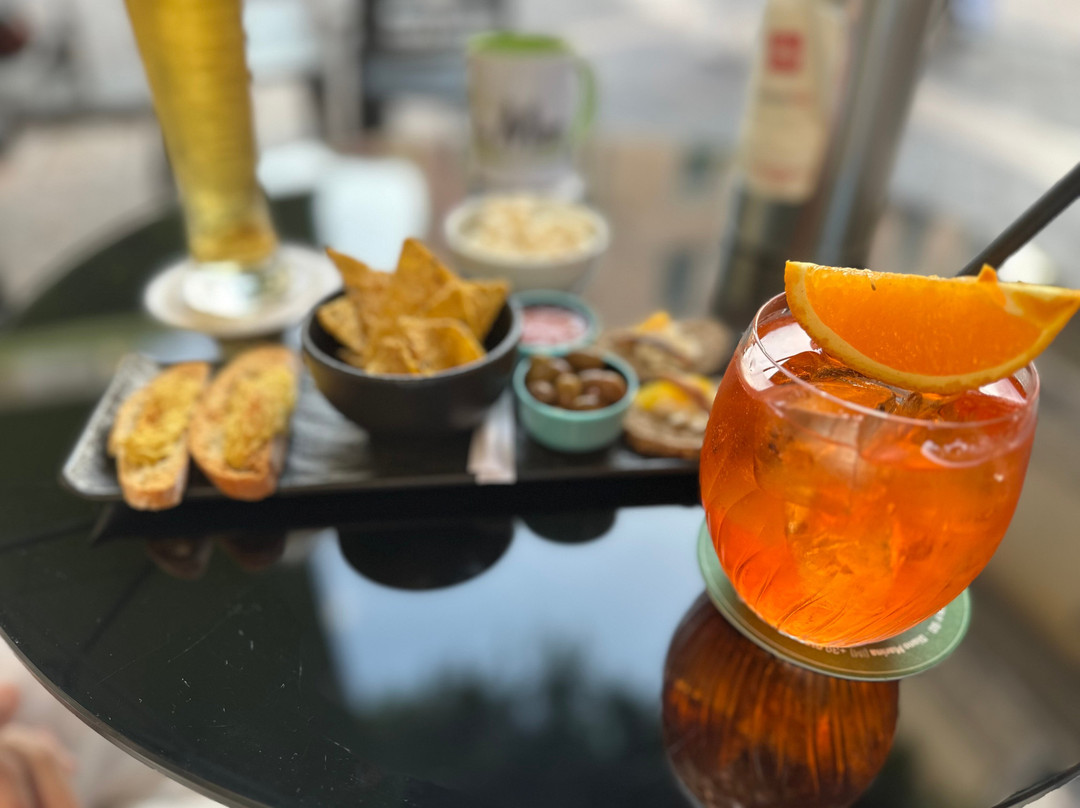 Cafe del Mar-迪亚诺马里纳必去景点