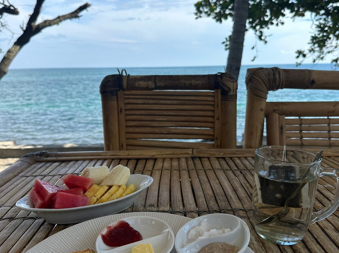 林加尼海滩生态度假酒店主图