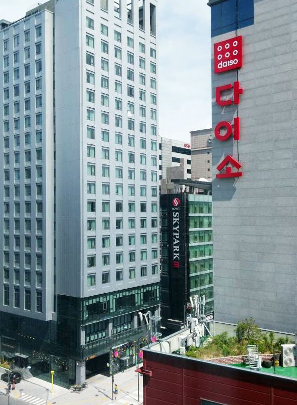 首尔王子饭店主图