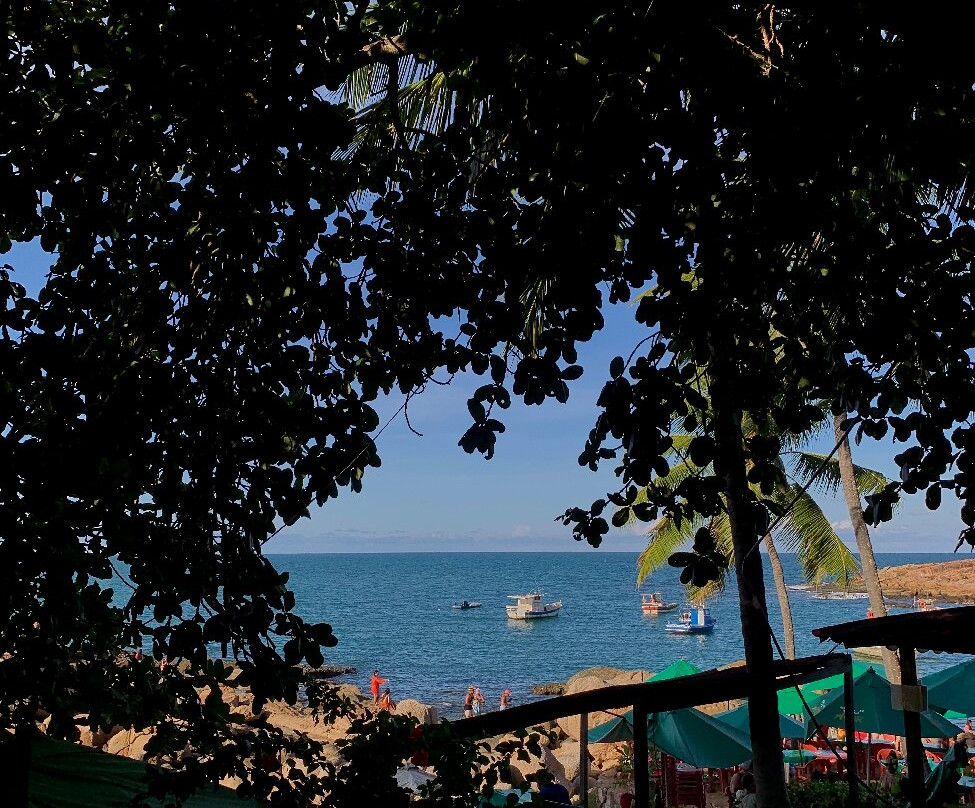 Praia de Calhetas景点图片