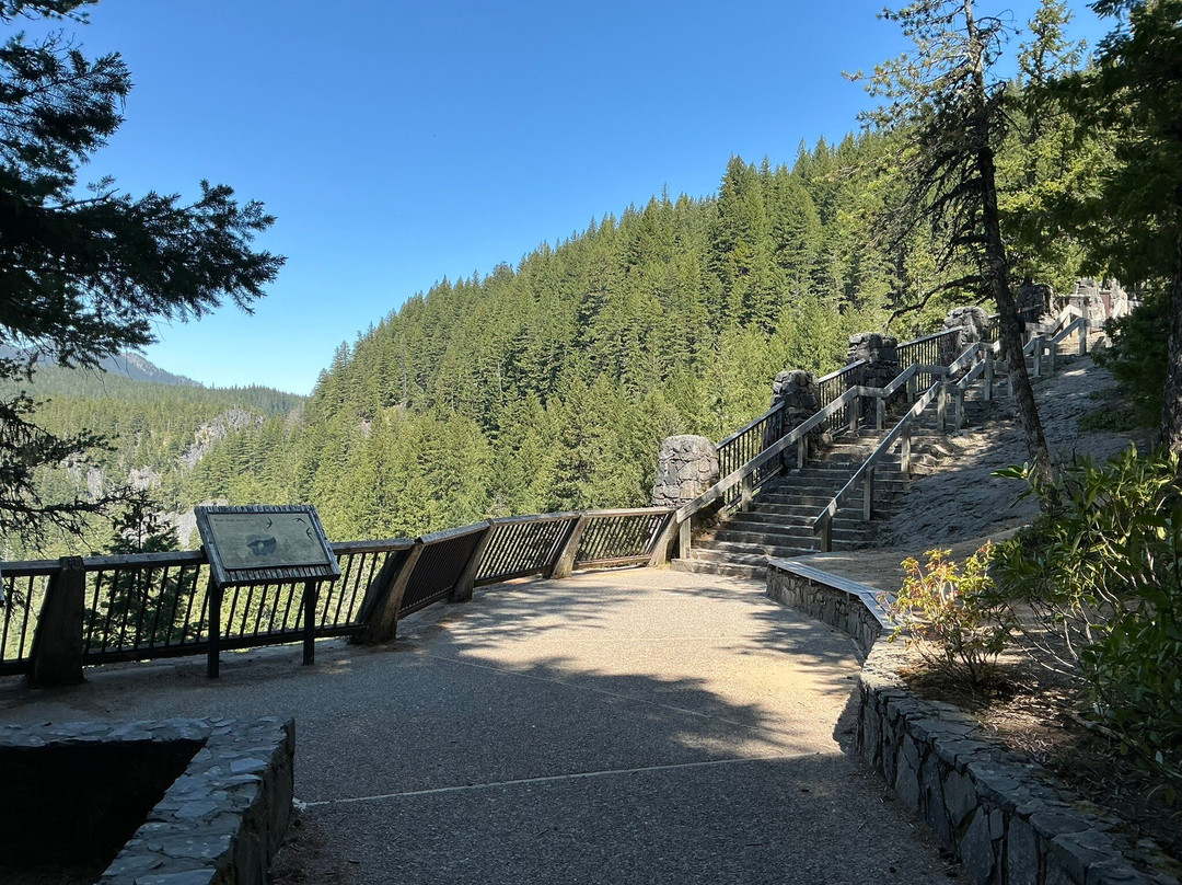 Salt Creek Falls-Oakridge必去景点