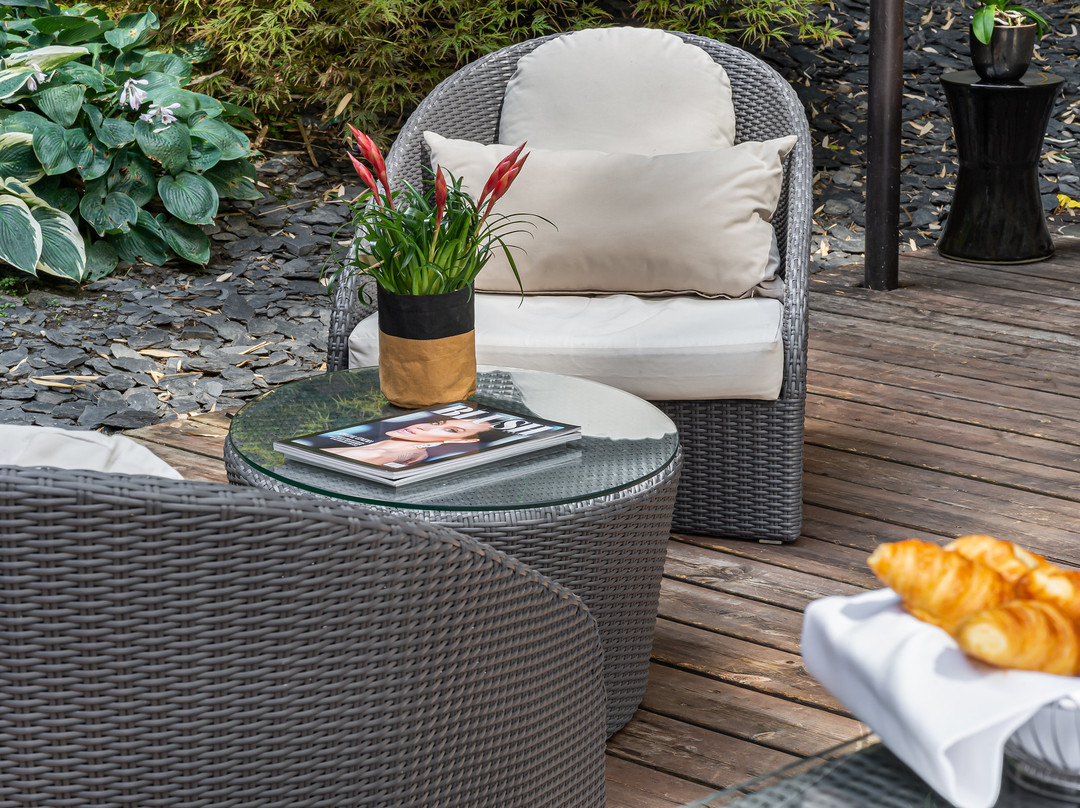 日内瓦碧玉马诺特酒店主图