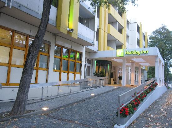 慕尼黑南部假日客栈酒店主图