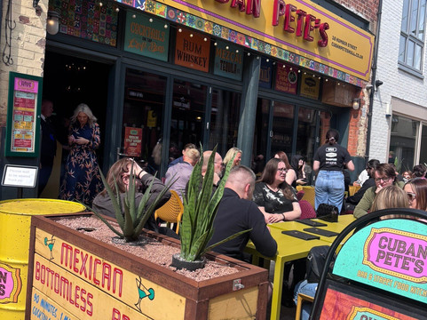 Cuban Pete's-赫尔河畔金斯顿必去景点