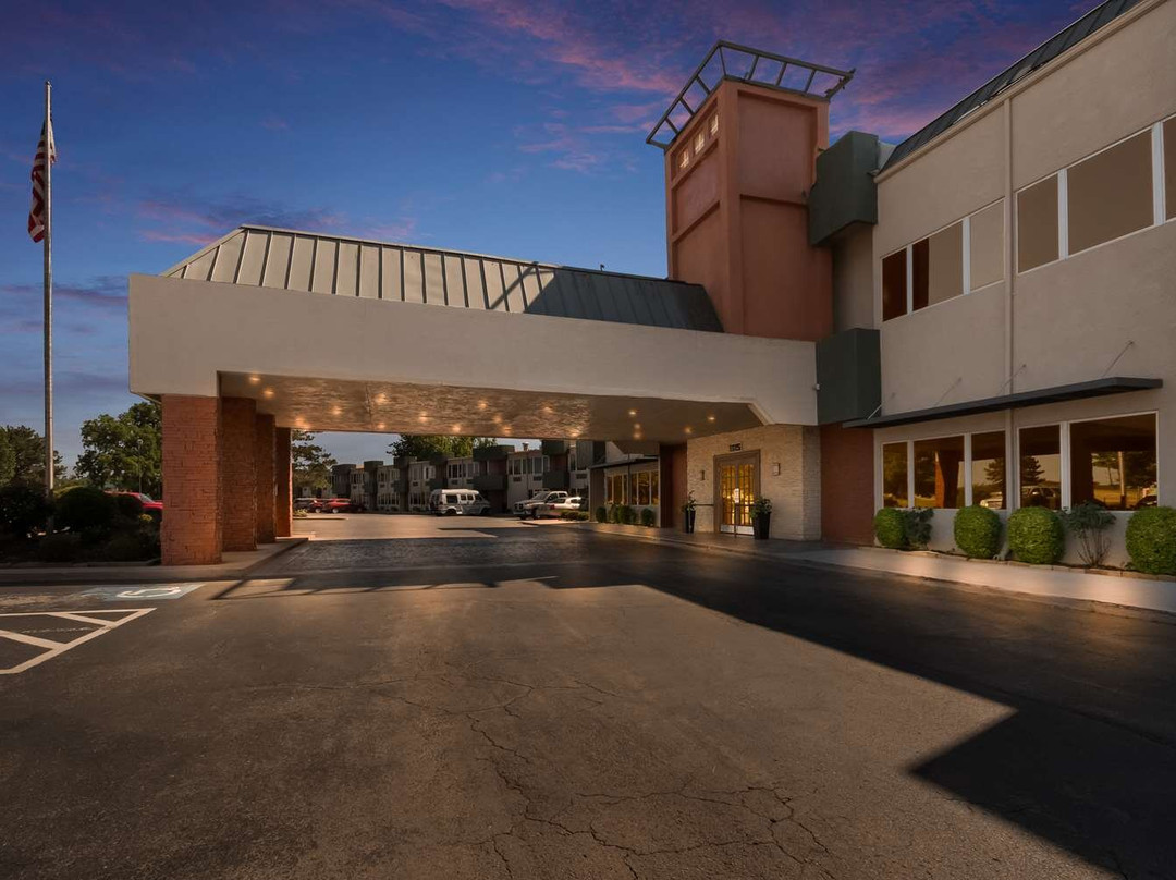 劳顿酒店住宿-SureStay Plus By Best Western Lawton