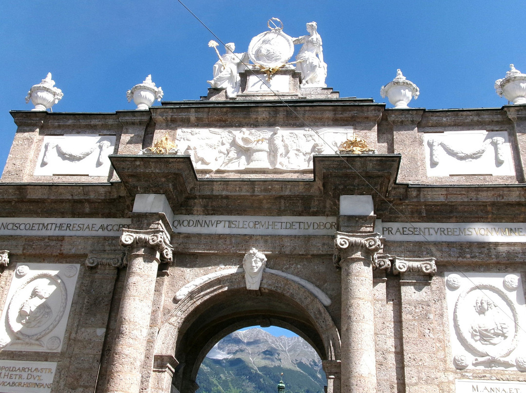 Triumphal Arch (Triumphpforte)-茵斯布鲁克必去景点