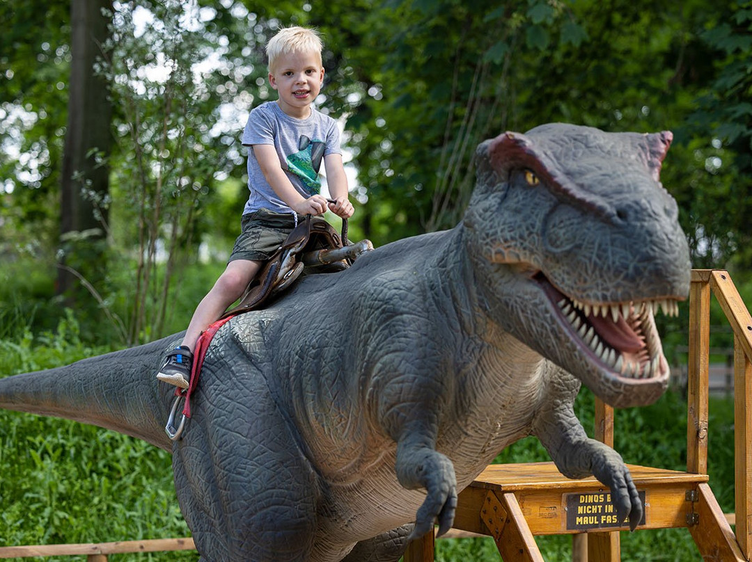 Dinoland-Kirchdorf am Inn必去景点