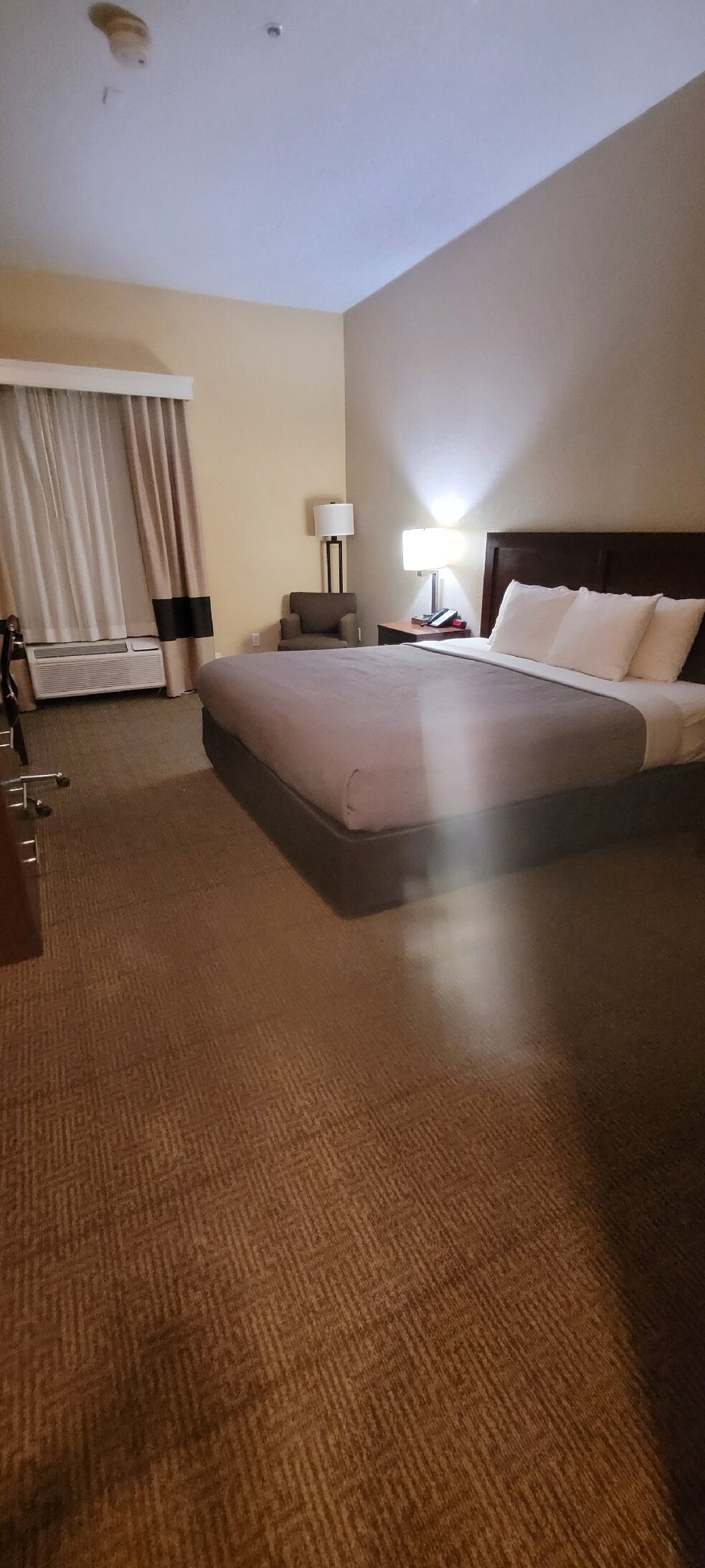 Quality Inn & Suites-官方