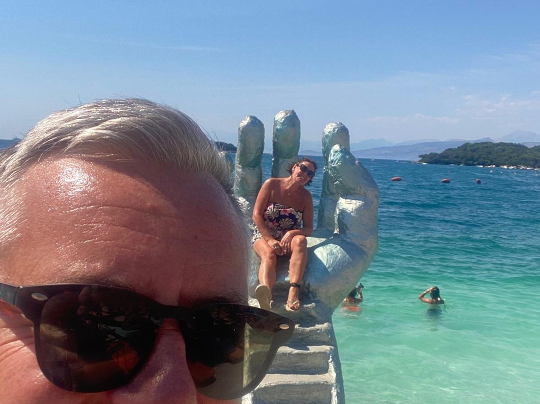 Hand Of Ksamil-Ksamil必去景点