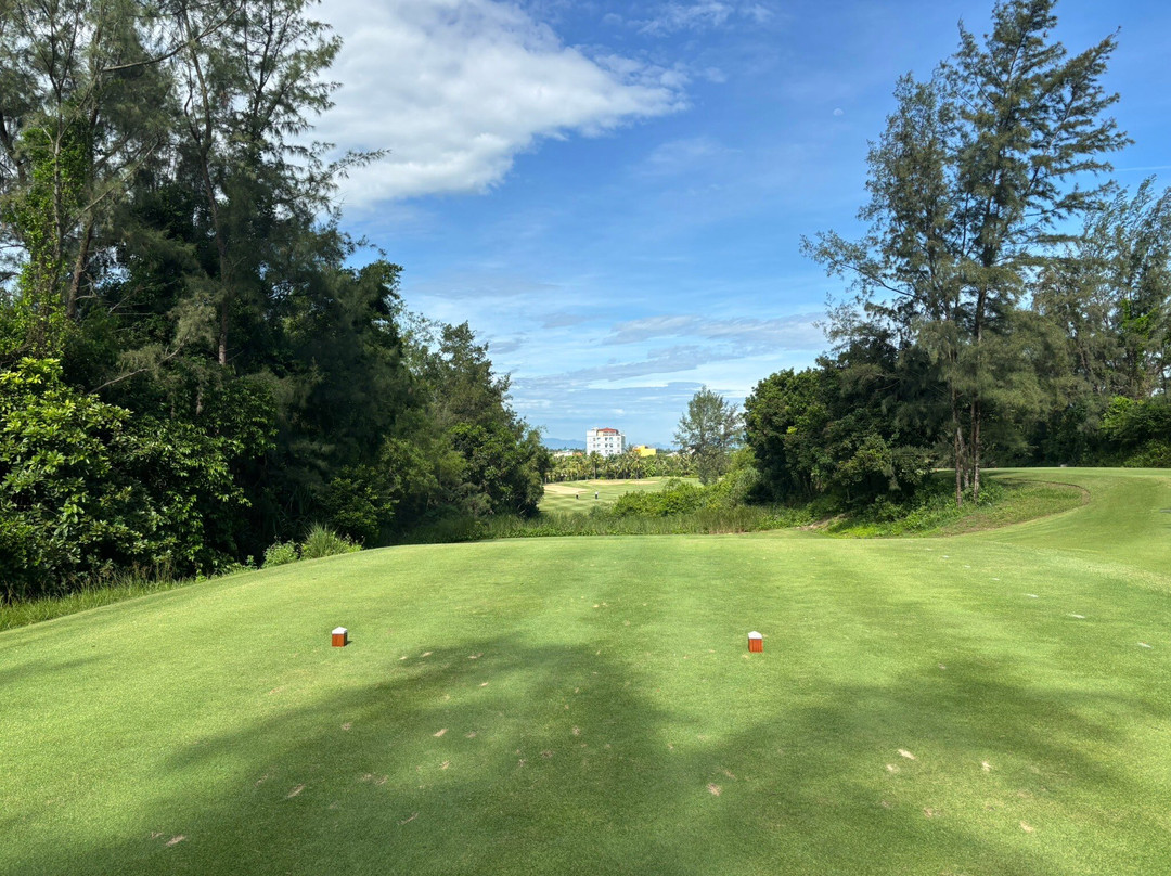 蒙哥马利海湾球场-岘港必去景点