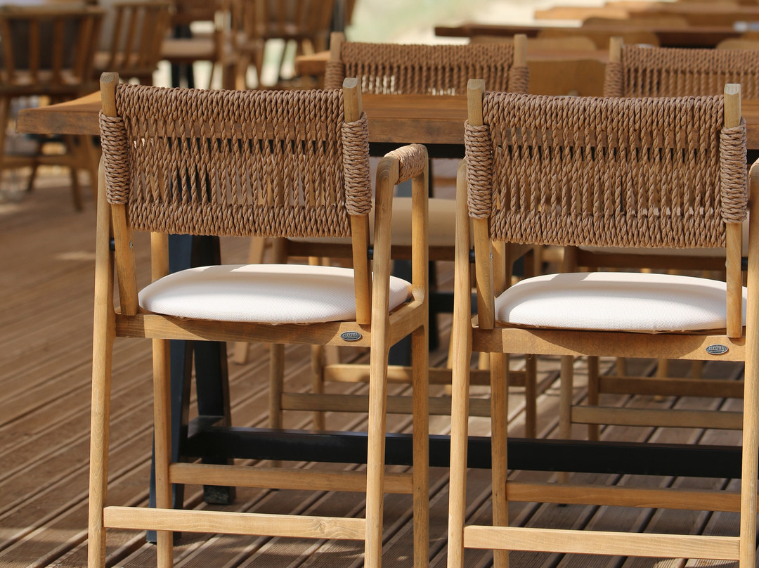 Breeze Beach Bar-新派拉莫斯必去景点