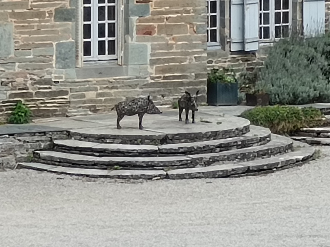 Les Forges des Salles-Perret必去景点