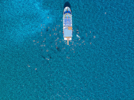 Triton Cruises-罗德城必去景点