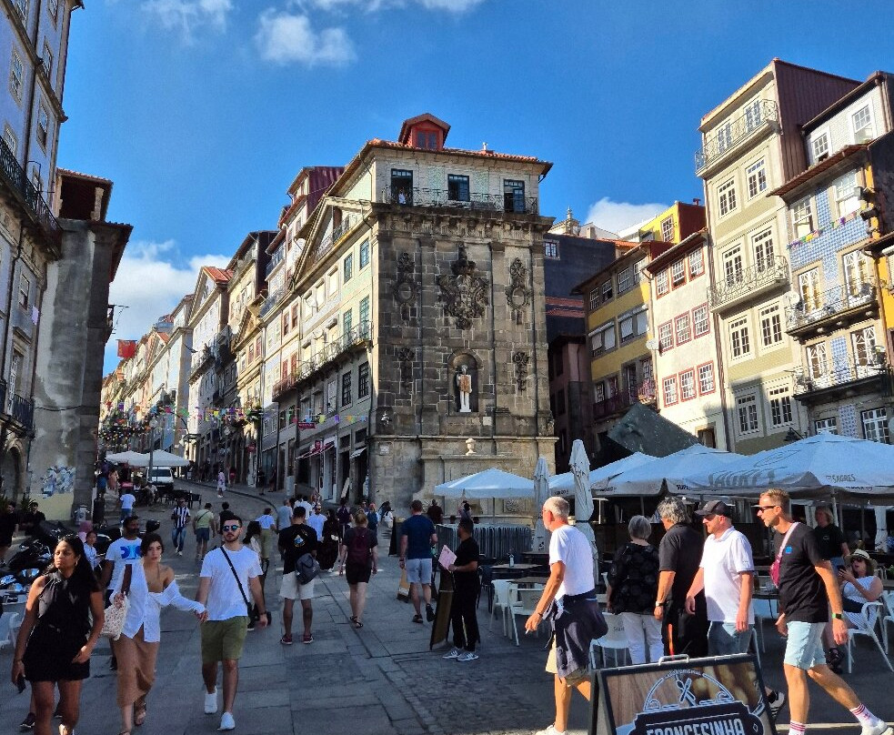 Praça Da Ribeira-波尔图必去景点