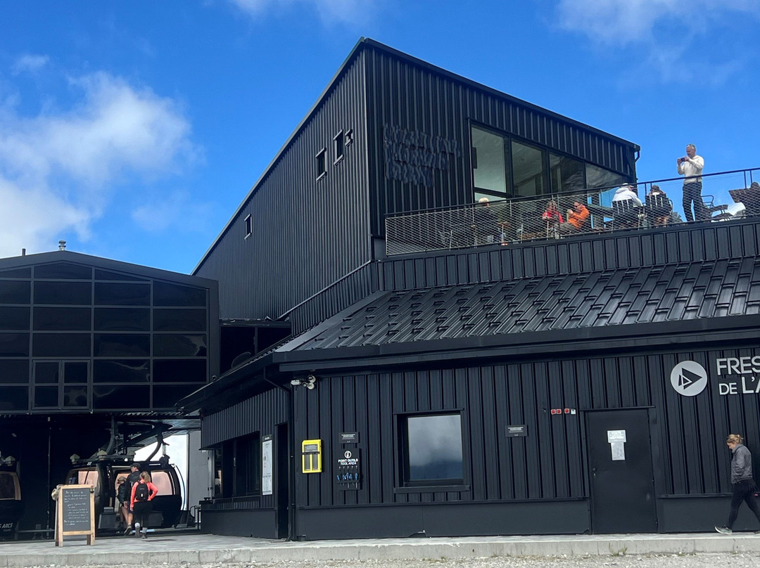 Les Fresques Lumineuses De l'Aiguille Rouge