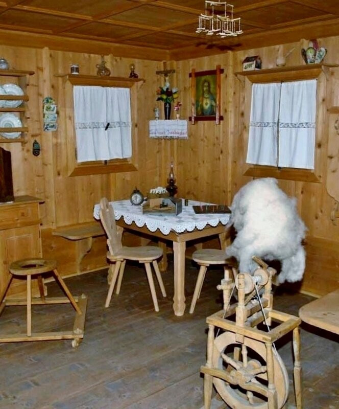 Museo degli Usi, Costumi e Tradizioni della Gente Ladina-利维纳隆戈德尔科尔迪拉纳必去景点