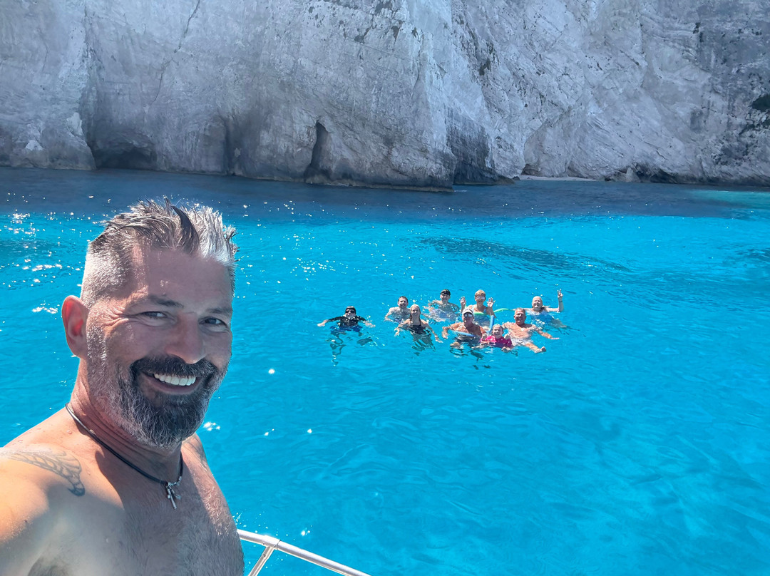 Zante Vipboats-阿雷克斯必去景点