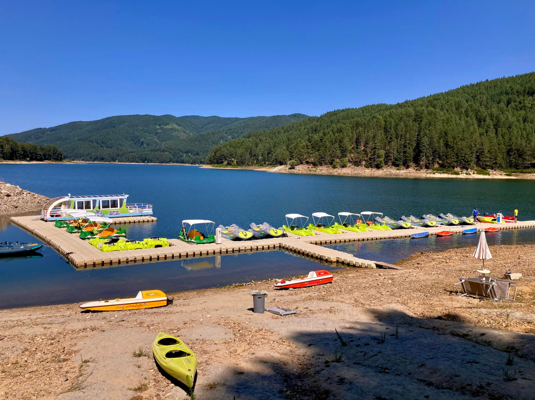 Lago Ampollino-Cotronei必去景点