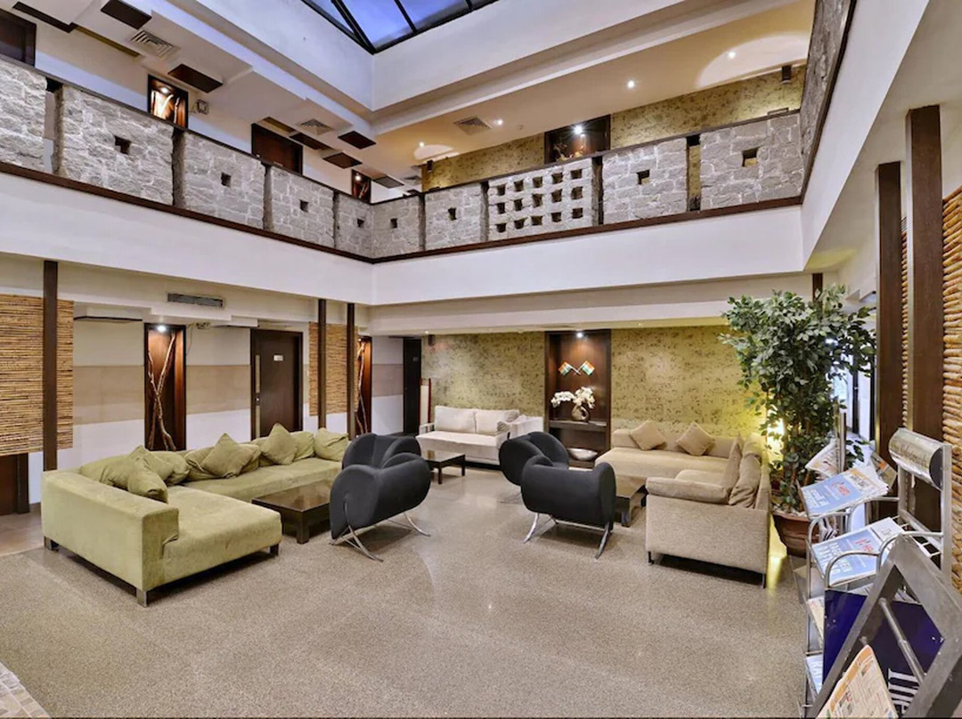 Seventeen Degrees Hotel Co Pvt Ltd主图