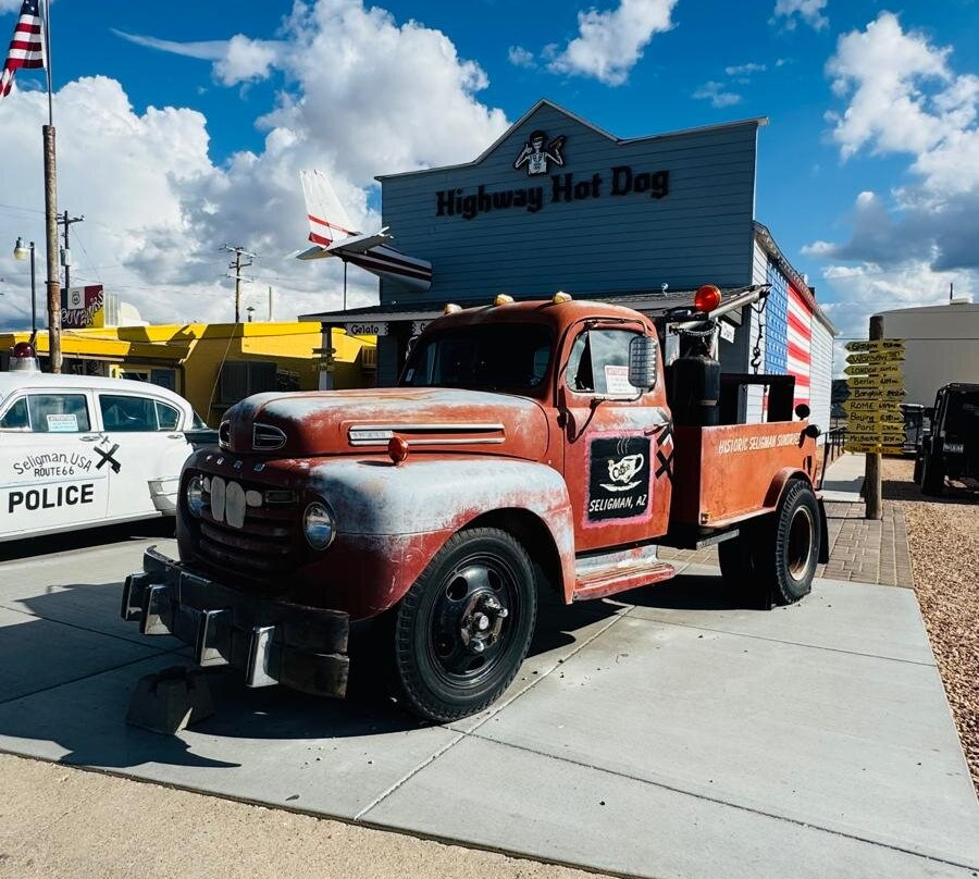 Delgadillo's Original Route 66 Gift Shop-塞利格曼必去景点