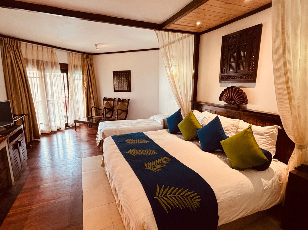 皇家棕榈滩大酒店主图