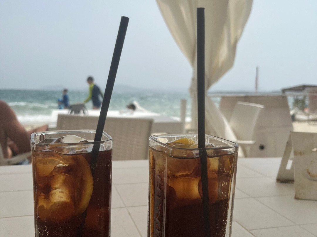 White Beach - La Spiaggia Bianca-Golfo Aranci必去景点