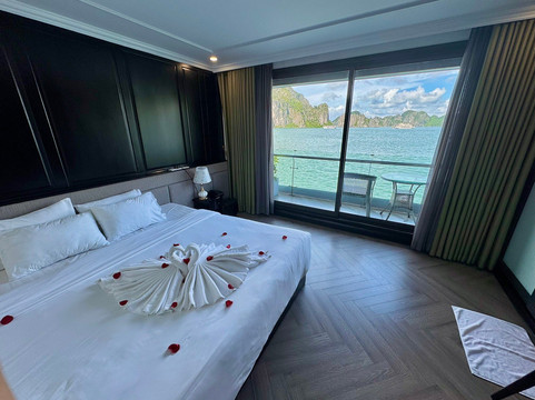 M'Gloria Cruise-下龙湾必去景点