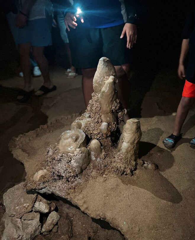 Ice Cream Cave-敖攀牙国家公园必去景点