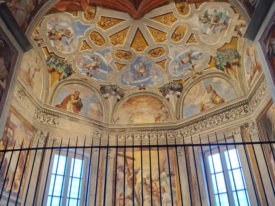 Basilica di Santa Maria in Valvendra-洛韦雷必去景点