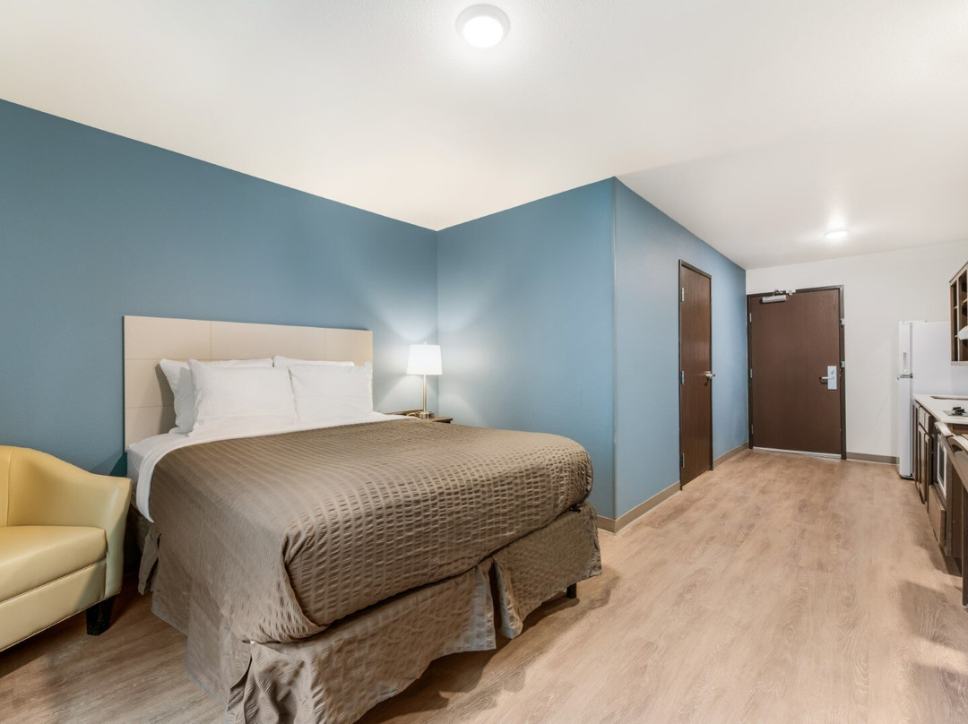 伍德斯普林特斯夏洛特 - 大学研究公园套房主图