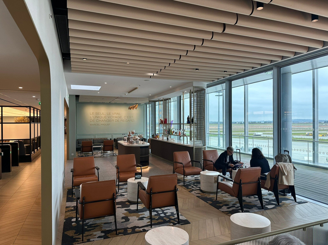 Star Alliance Lounge Paris CDG-鲁瓦西必去景点