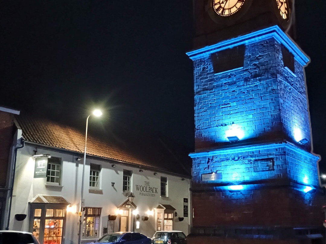 The Woolpack Hotel主图