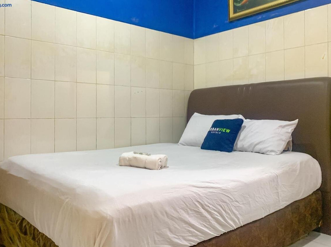 Urbanview Hotel Favorit Pamanukan Subang