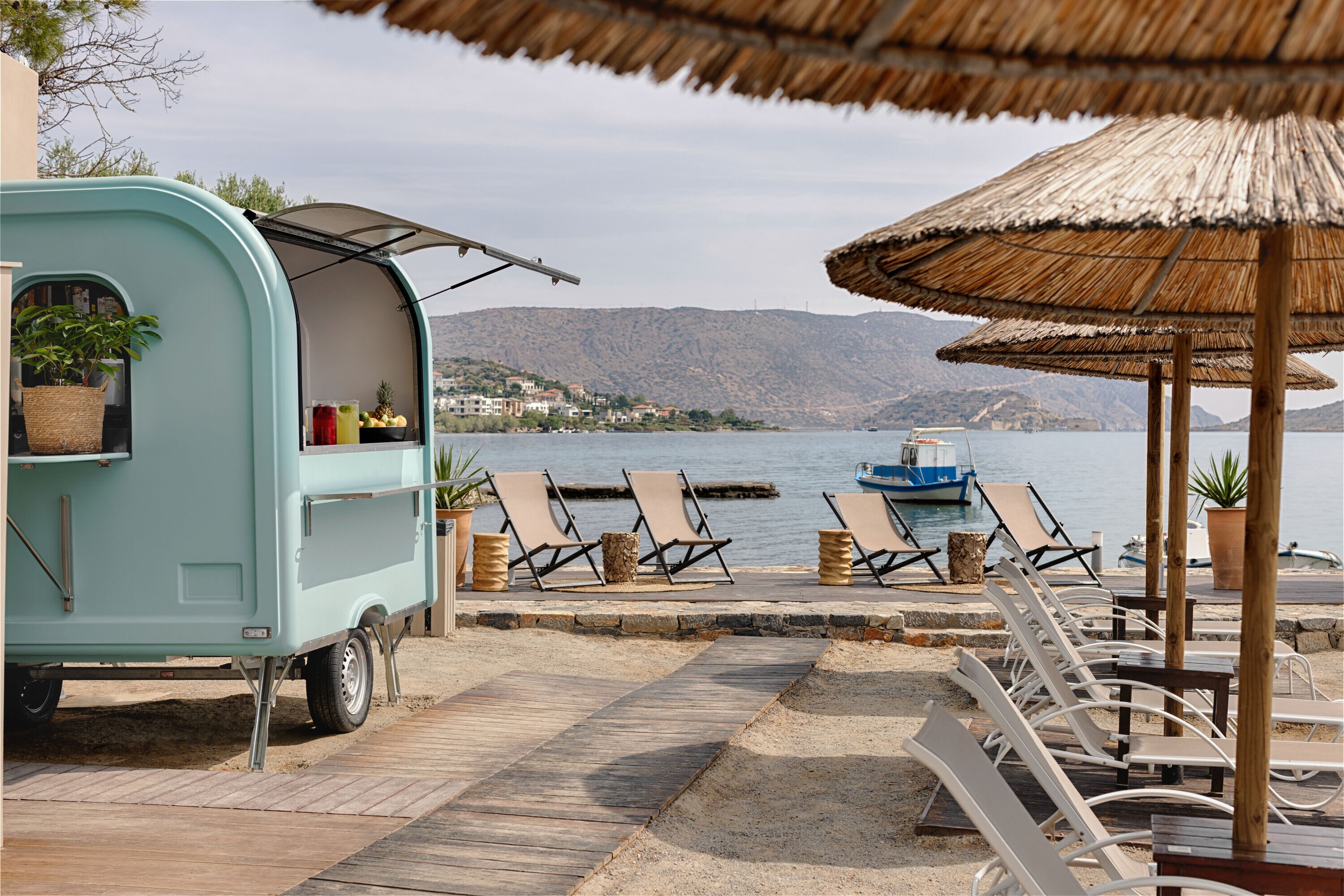 Domes Aulus Elounda Curio Collection by Hilton-泳池