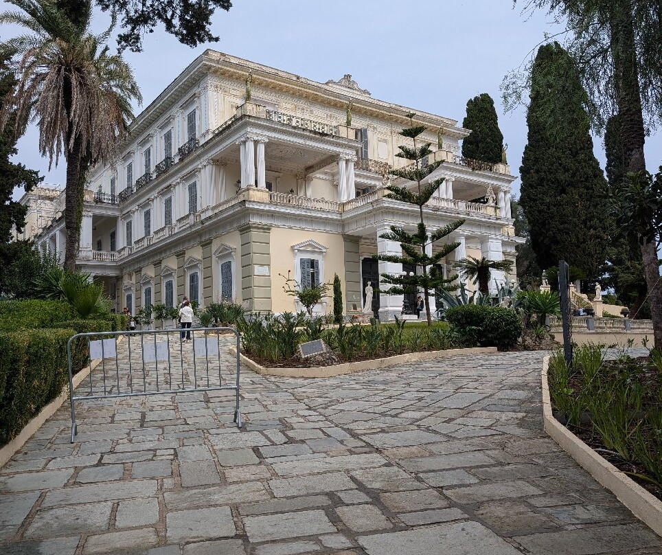 Achilleion-Achilleio必去景点