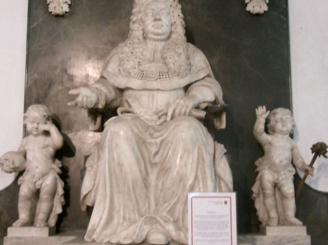 St. Edmundsbury Cathedral-圣埃德蒙兹伯里必去景点