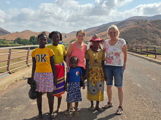 Tongasoa Mada Tours-安塔那那利佛必去景点