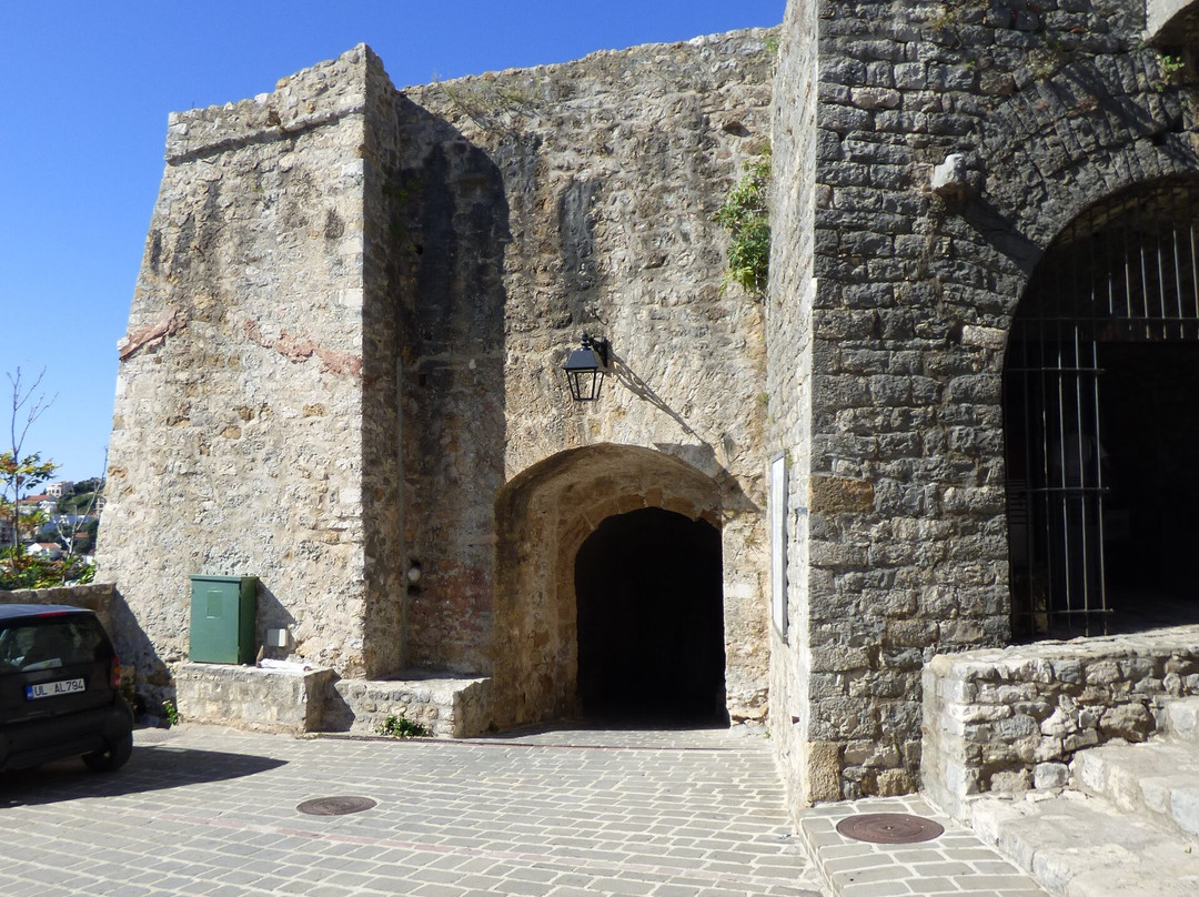 The Old Town-乌尔齐尼必去景点