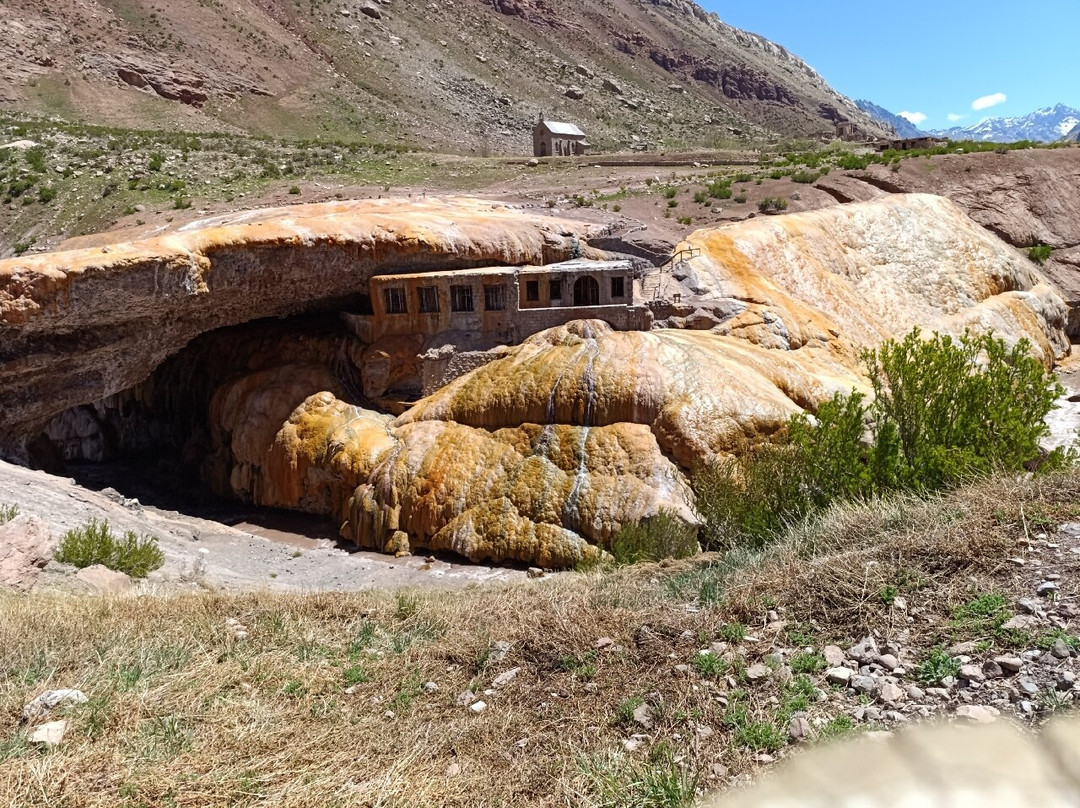 Puente del Inca-Las Cuevas必去景点