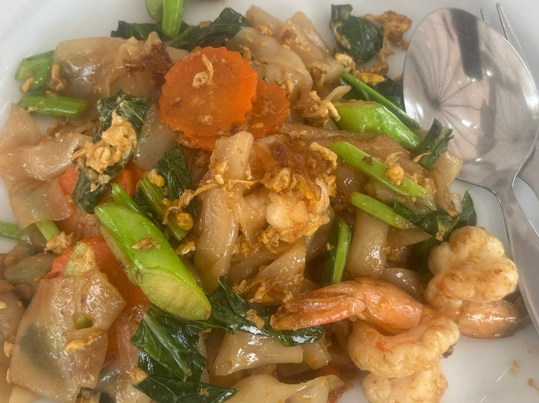 Tawaen Beach Resort主图