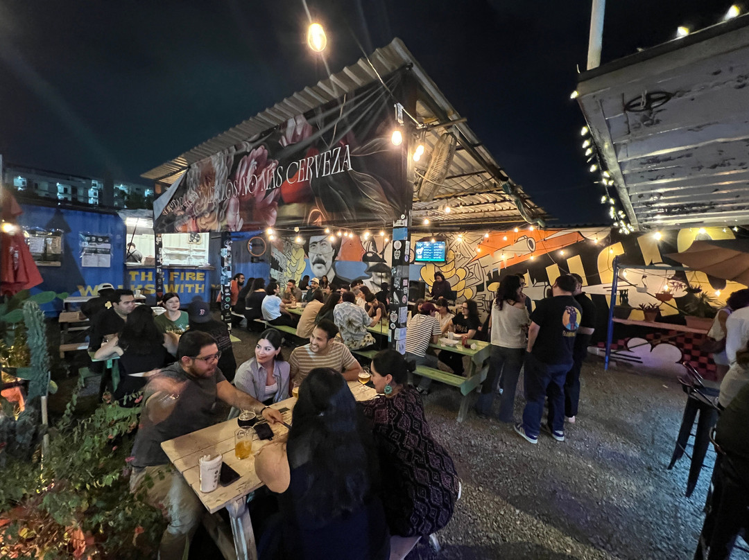 La Grange Deli & Taproom