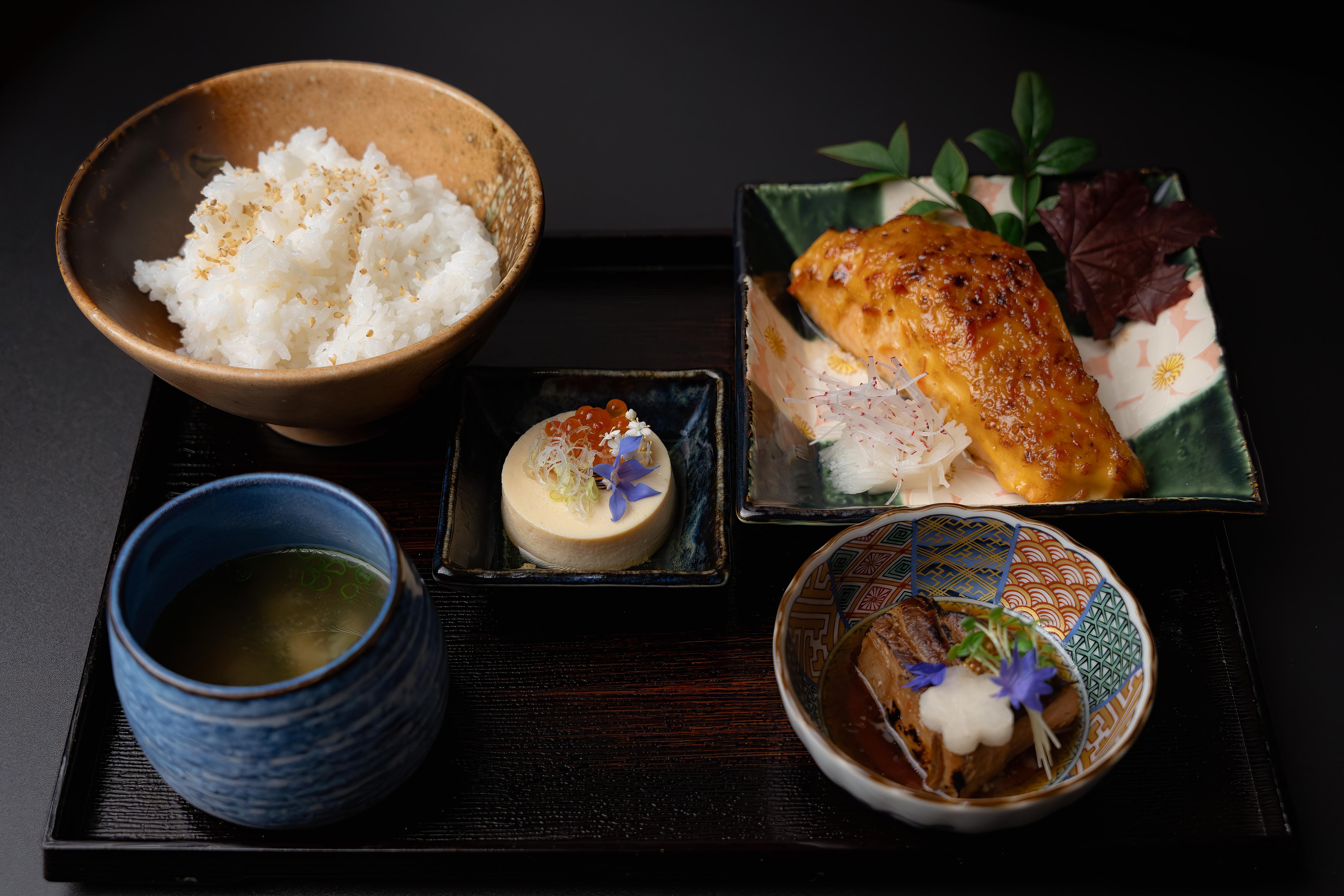 菲欣纳生态退-餐饮