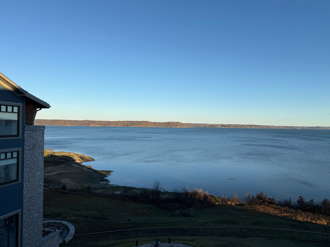 The Lodge at Paris Landing主图