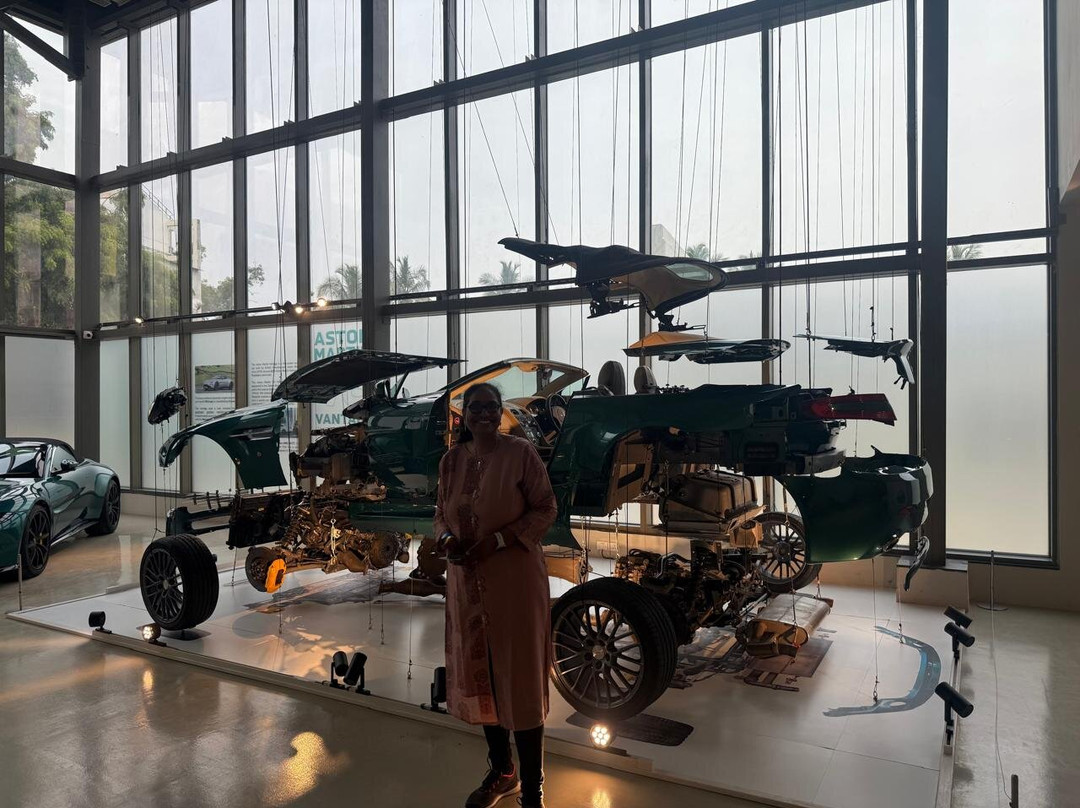 Gedee Car Museum-孔巴托必去景点